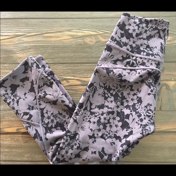 lululemon athletica Pants - Lululemon Capris NWOT